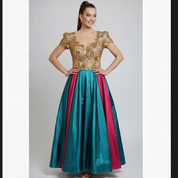 Vintage formal gown - Picture 3 of 13